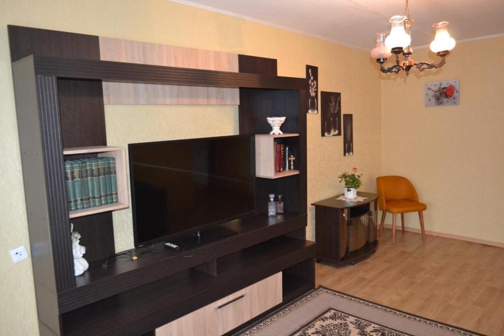 3-Х Комнатные Апартаменты На Данила Галицкого Kamianets-Podilskyi Exterior foto